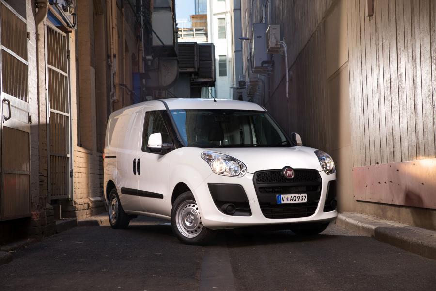  Fiat Doblo Cargo 2014 года  (AU) (фото 16 из 18)